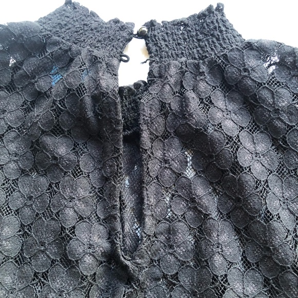 CeCe Black Laced High-Neck Peplum Top Women’s Size M Short Flare Sleeves Lining - Picture 8 of 16